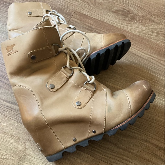 Sorel Joan of Arctic Wedge II Boot Lace Up Bootie, Size 10 - Picture 7 of 7